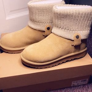 UGG SAELA RIB-KNIT CUFF BOOT